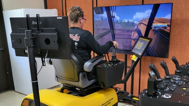 State-of-the-art heavy equipment operator simulator